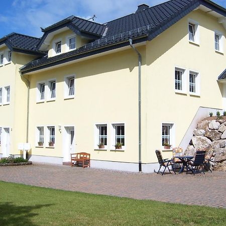 Ferienwohnung Mastiaux Mirbach Eksteriør bilde